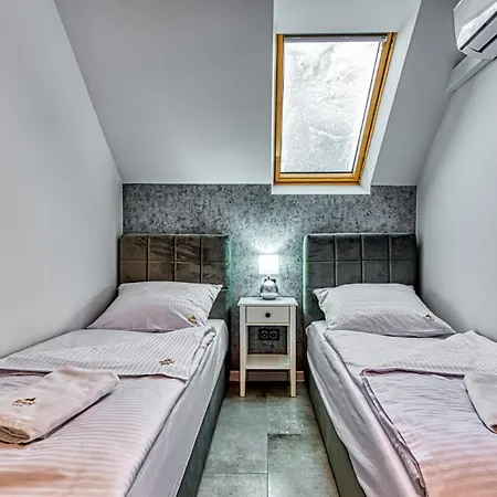 Cicha 11 Vip Z Jacuzzi, Sauna I Ogrodem By Royal Aparts Apartmán Świeradów-Zdrój